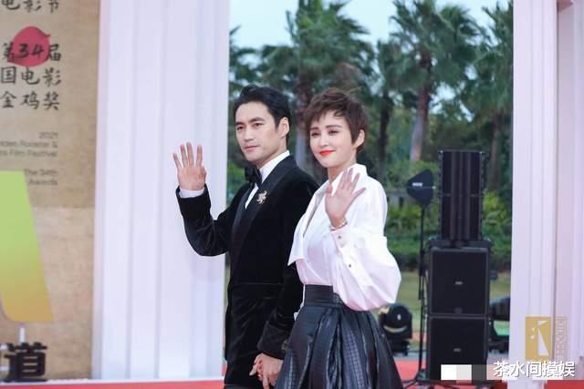 宁静|金鸡闭幕：宁静霸气、张子枫土气，金晨干瘦，张小斐裙摆绣大观园