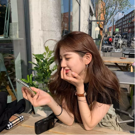 山河令|25岁就成为250亿韩剧女主，坐拥亿万豪宅，衣服多到摆放在走廊