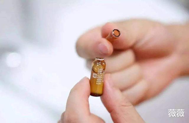 眼霜 女人有眼袋不要慌，建议每天睡前抹这眼霜，关键好用还不贵