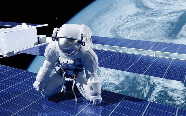太空发电变成现实?中国开建“太空三峡”,电能怎么送回来?