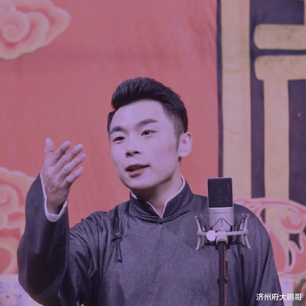 侯震|网传侯震不搭理人：德云社的他，跳出三界外，不在五行中