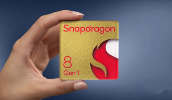 小米12|小米12对手来了!国产性价比旗舰问世,骁龙8+120W快充仅3999元