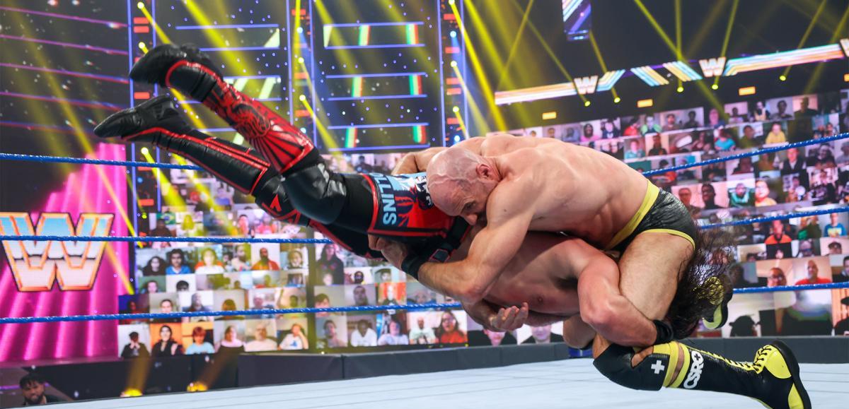 萨摩耶犬|WWE五国哥强势剑指环球冠军，萨摩亚部落惨遭团灭！