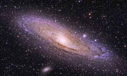 星系和类星体的演化