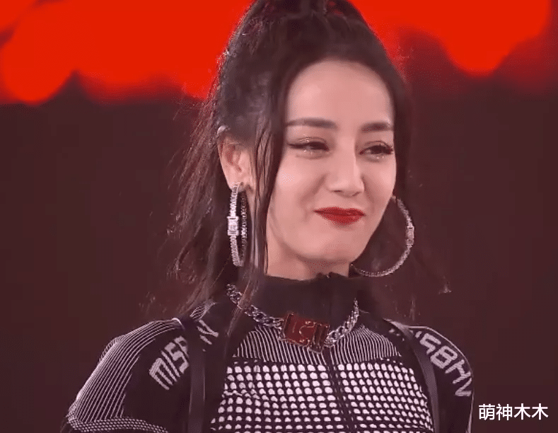 破晓传说|王一博意外惹恼电竞圈，百万博主公开吐槽，万人投票不想听他唱歌