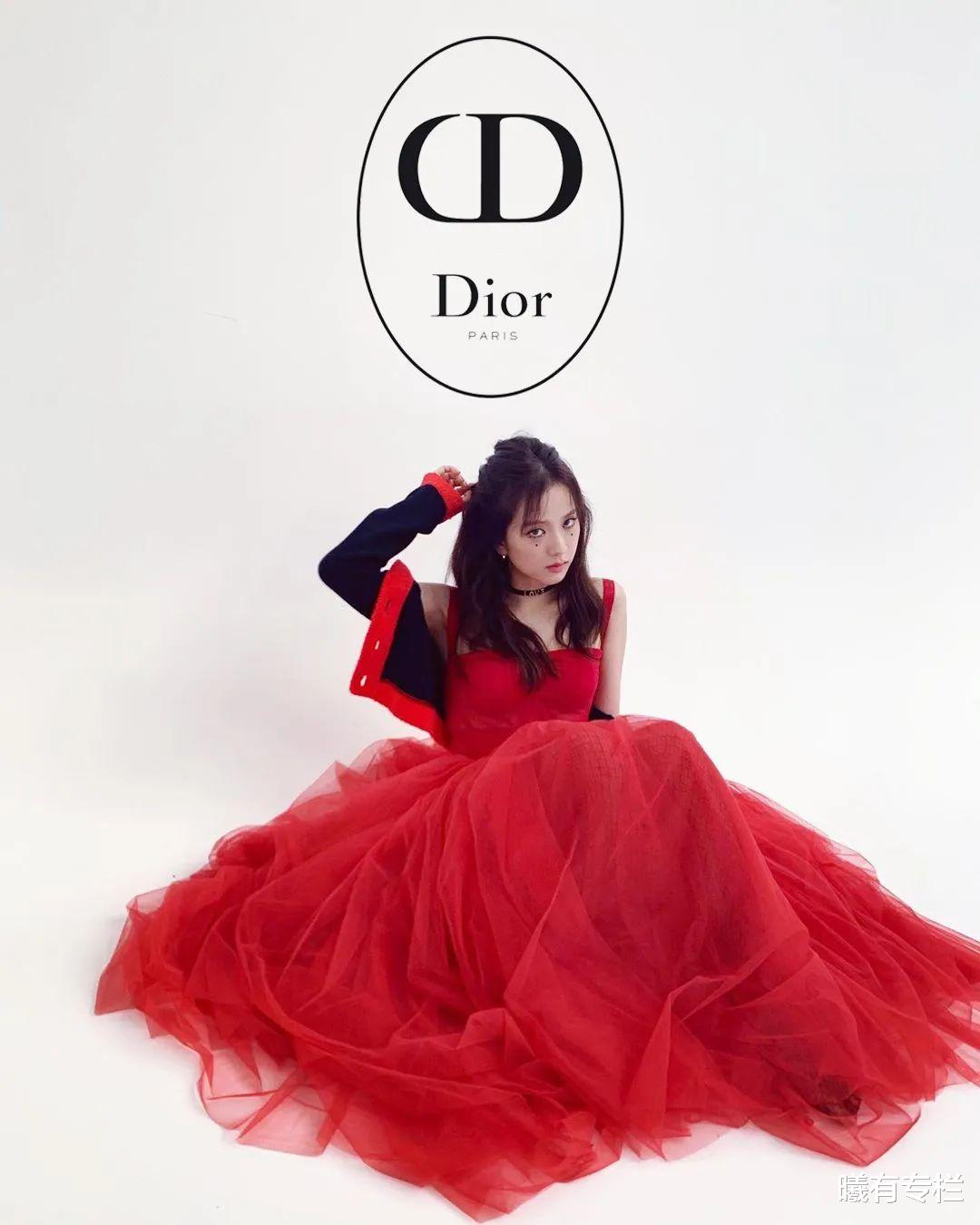 blackpink|南韩女团BLACKPINK造型壕出天际，衣服首饰里扯出哪些资源暗战？