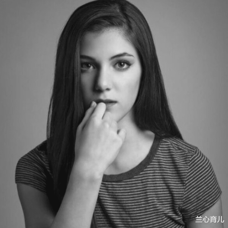 兰心育儿|18岁女孩有2个子宫,2条阴道,还能一边怀孕一边来月经