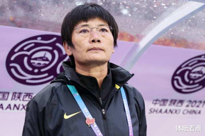 王霜|晚上8点！女足大名单官宣，王霜领衔球星云集，多名争议球员回归
