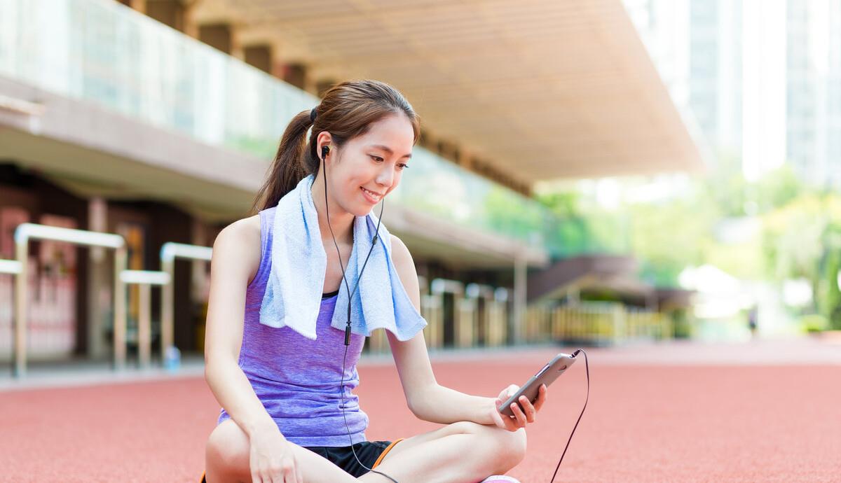 口红 当你减少这5种食物,然后坚持做这5件事,一个月瘦10斤轻轻松松