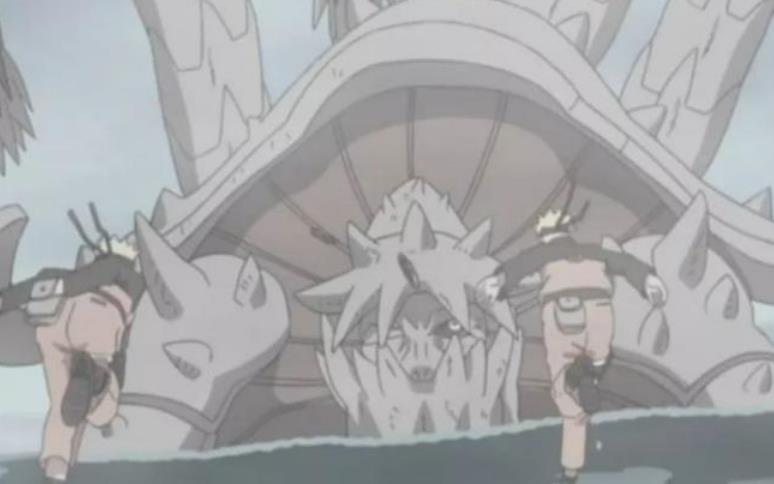 阿飛|迪達拉扔炸彈時，帶土是否在水下用了寫輪眼，難怪三尾不堪一擊