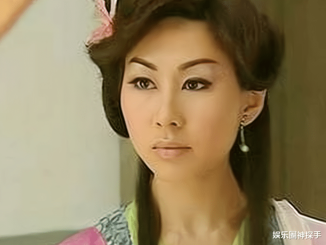 胡定欣|胡定欣不惑之龄仍单身，曾两夺视后，今40岁越变越美