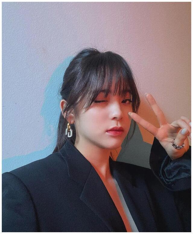 欧阳娜娜|女星欧阳娜娜好辣！展现蕾丝性感，网友眼前一亮！