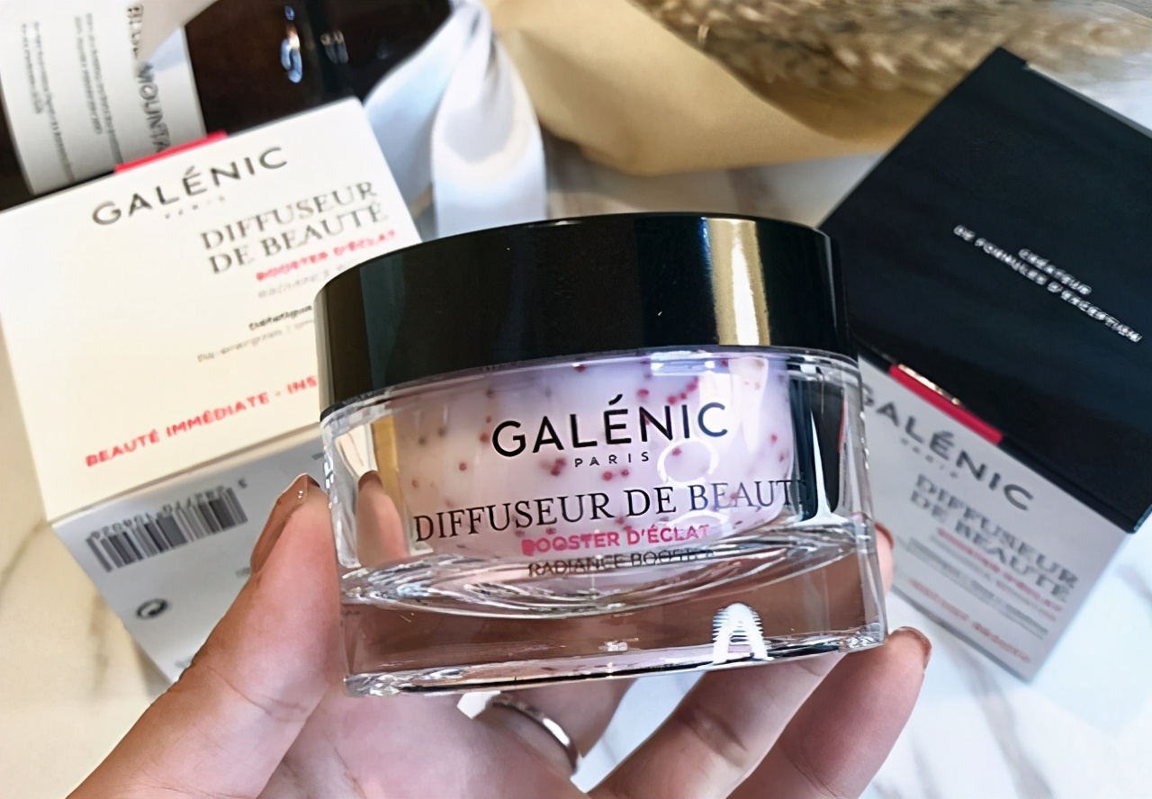 巫马玉龙|清爽型的良心面霜推荐:美白补水保湿,让你的脸有种喝饱水的感觉