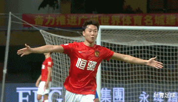 高準(zhǔn)翼|恒大奇兵立功：21米世界波打死角！對(duì)手目送，卡帥笑開了花