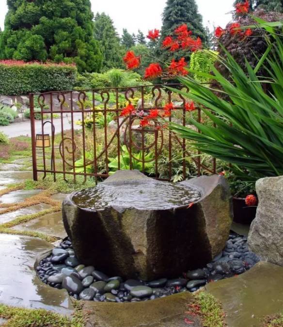 庭院设计|一处小水景让你的院子充满生机与活力,美得很活泼