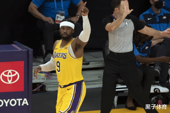 湖人隊|4人留下2人離開！湖人8人合同到期，1人要被裁掉了