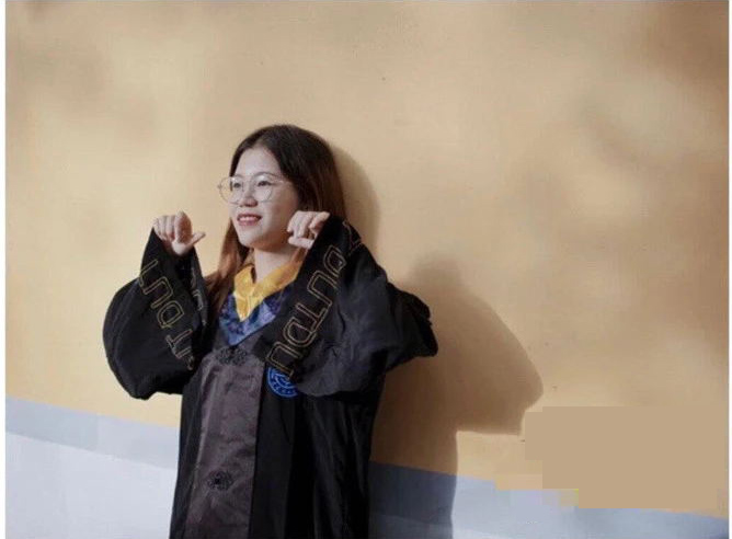 鏘鏘三言堂 同樣是侮辱學生，大連理工支教女老師可比天津女老師壞多了