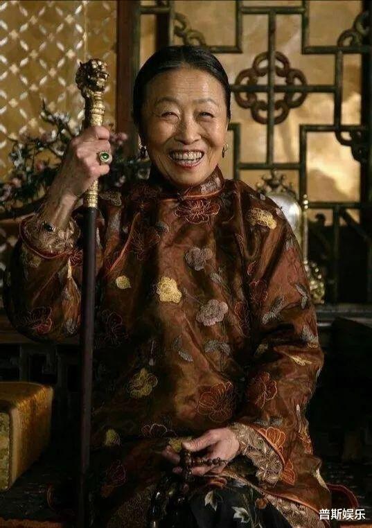 张少华|?“丑娘”张少华的艰辛过往，以及她和两个“儿子”的感人亲情