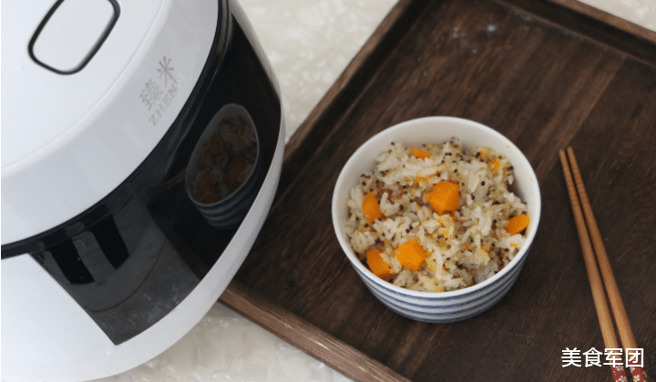 米饭|米饭这么蒸，又香又软，低糖又健康，1次吃2碗也不担心胖
