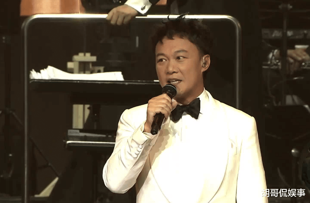 沈梦辰|时隔多年陈奕迅开演唱会，虽然只有短暂30分钟，选歌真的太用心