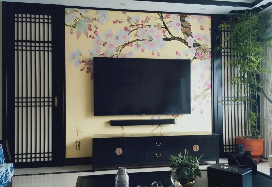 父母准备的婚房忍不住拿出来晒晒，一进门看到客厅女友就不淡定了