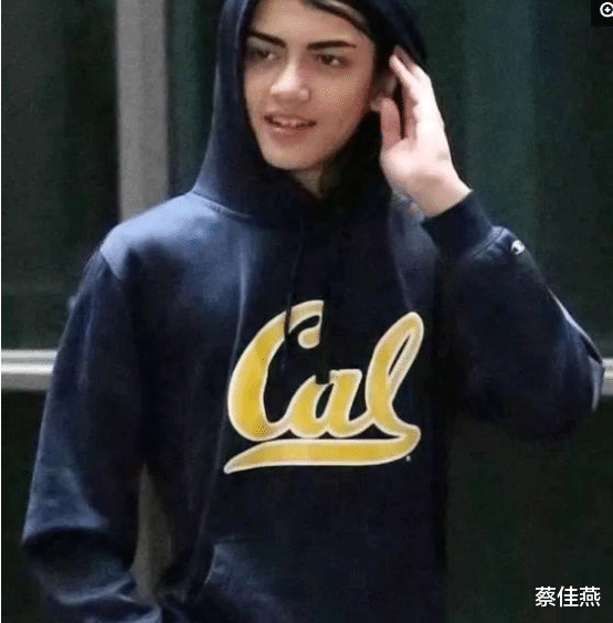 迈克尔·杰克逊|杰克逊去世12年后：长子遗传白癜风，女儿被侵犯，幼子遭校园霸凌