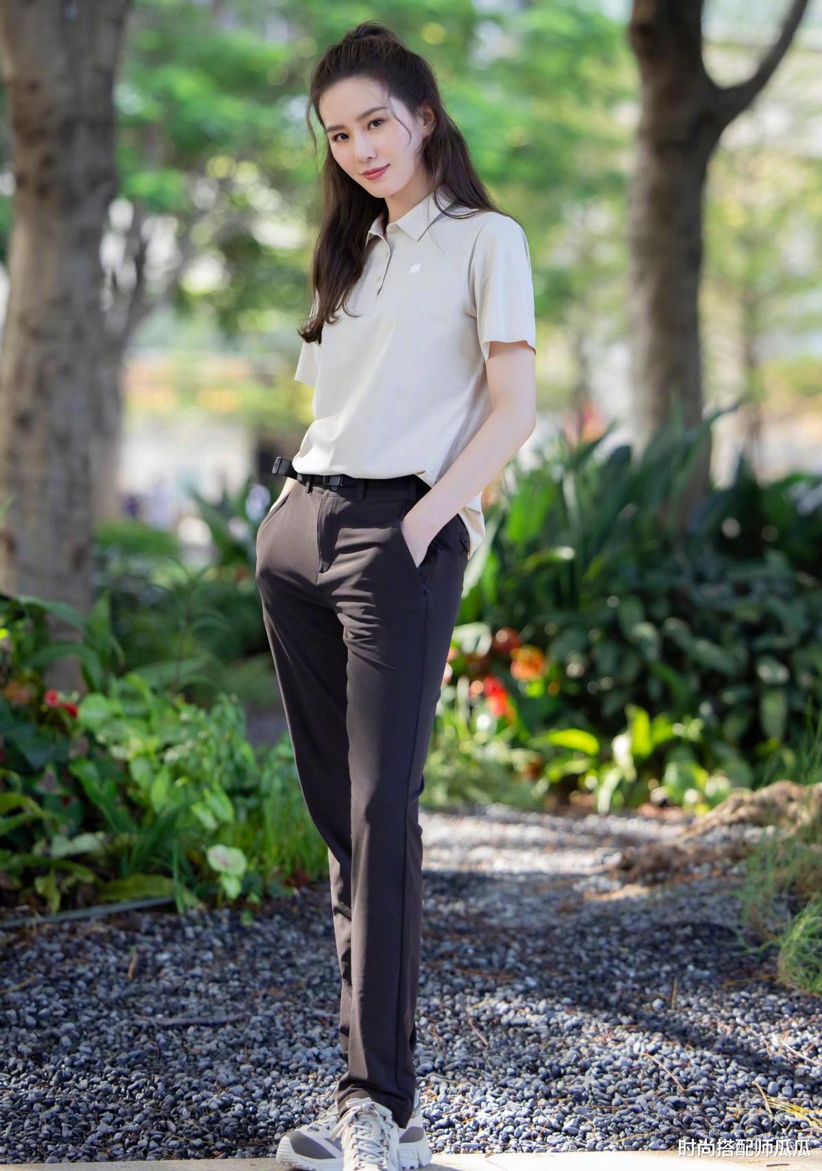 时尚搭配师瓜瓜 年纪越大越耐看的女人，通常都有这4个特征，中一个就很幸运！