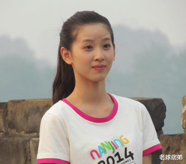 章泽天|婚后野心暴露，如今身价超过500亿，就连刘强东也不敢招惹她