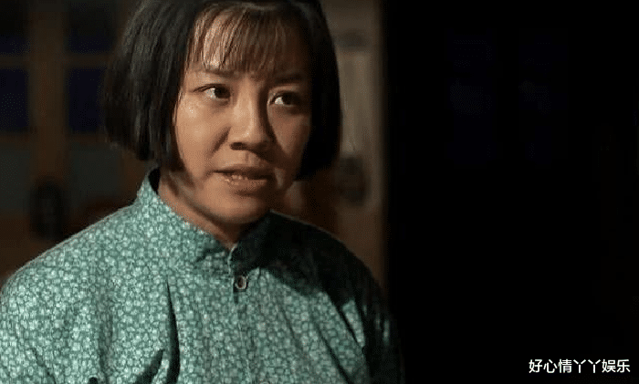 黄圣依|父母爱情：细品编剧导演的用意，老丁的死其实跟江德华有关！