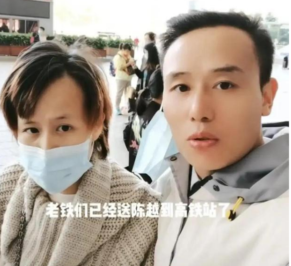 深圳:流浪女赖在男子家,不想工作也不肯回家,男子:我该怎么办