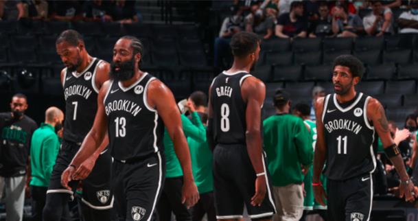 篮网队|雪上加霜!连伤2人,篮网要撑住啊,夺冠之路太难了