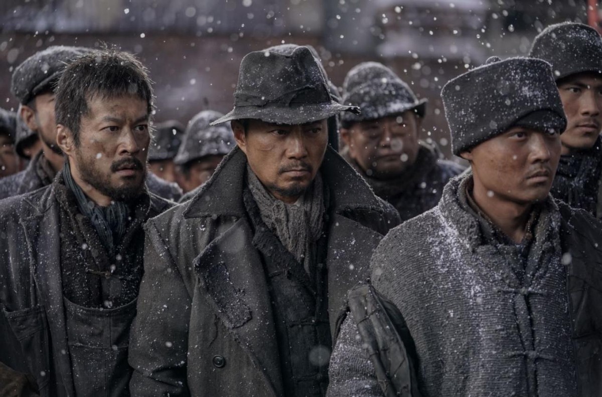 白百何|2天拿下票房日冠，破3项纪录，看得我汗毛竖立，白百何新片有多横