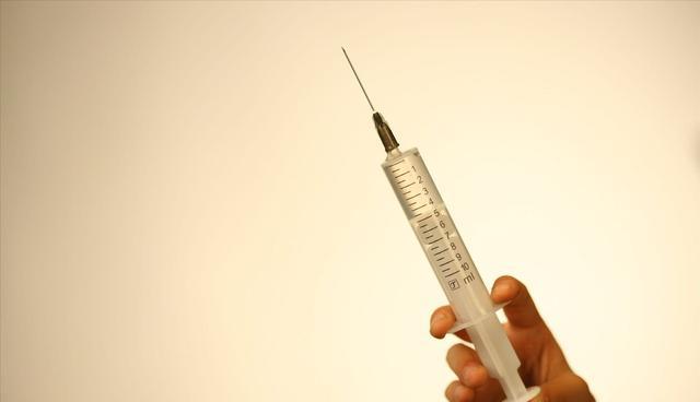 运动|一个无法复制的传奇:他完全绝食382天,成功减掉250斤肉