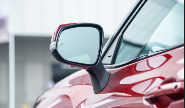 阳光语言矫正说|2天订单破万,连车标都算精品,这车三大件世界顶尖给辆Q5L都不换