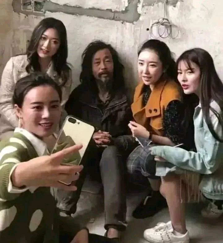 求职|他本是北理工学霸，却捡垃圾流浪12年，看到家人时，已认不出父母