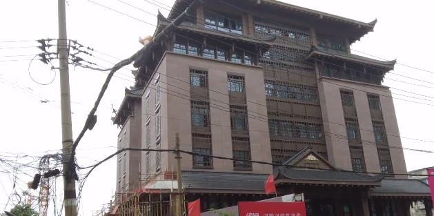 |九江一大型楼盘，烂尾将近8年，如今终于复工
