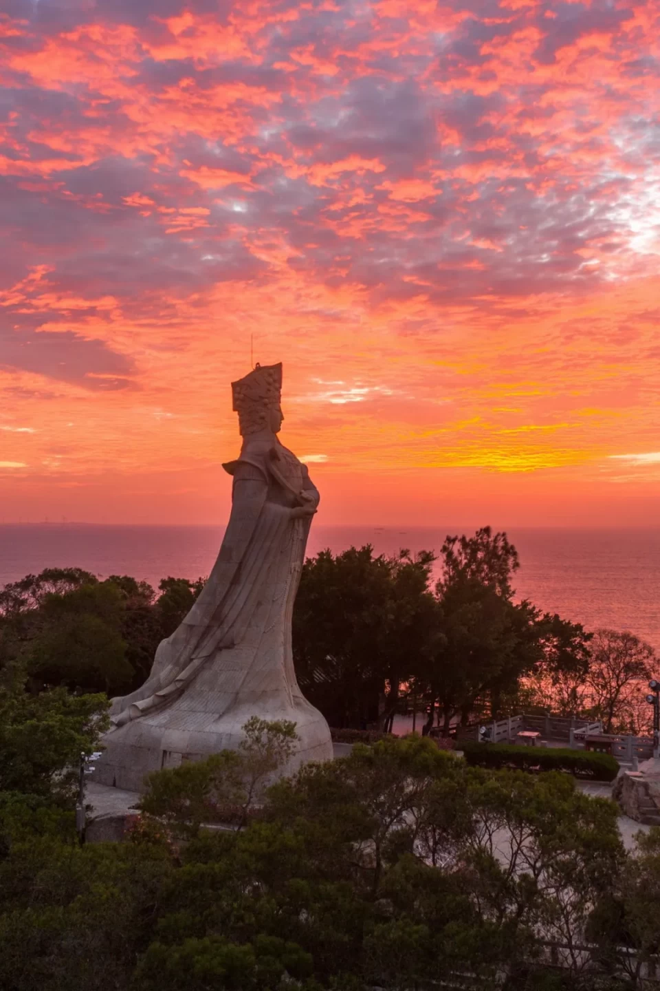 町芒评测 上天造神、下地造鞋，福建莆田还有多“魔性”？