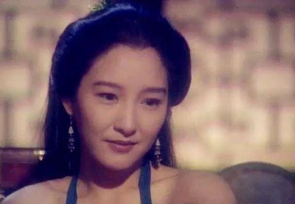 雪梨|张国荣前女友，与周润发合作被熟知，演“李莫愁”成为经典