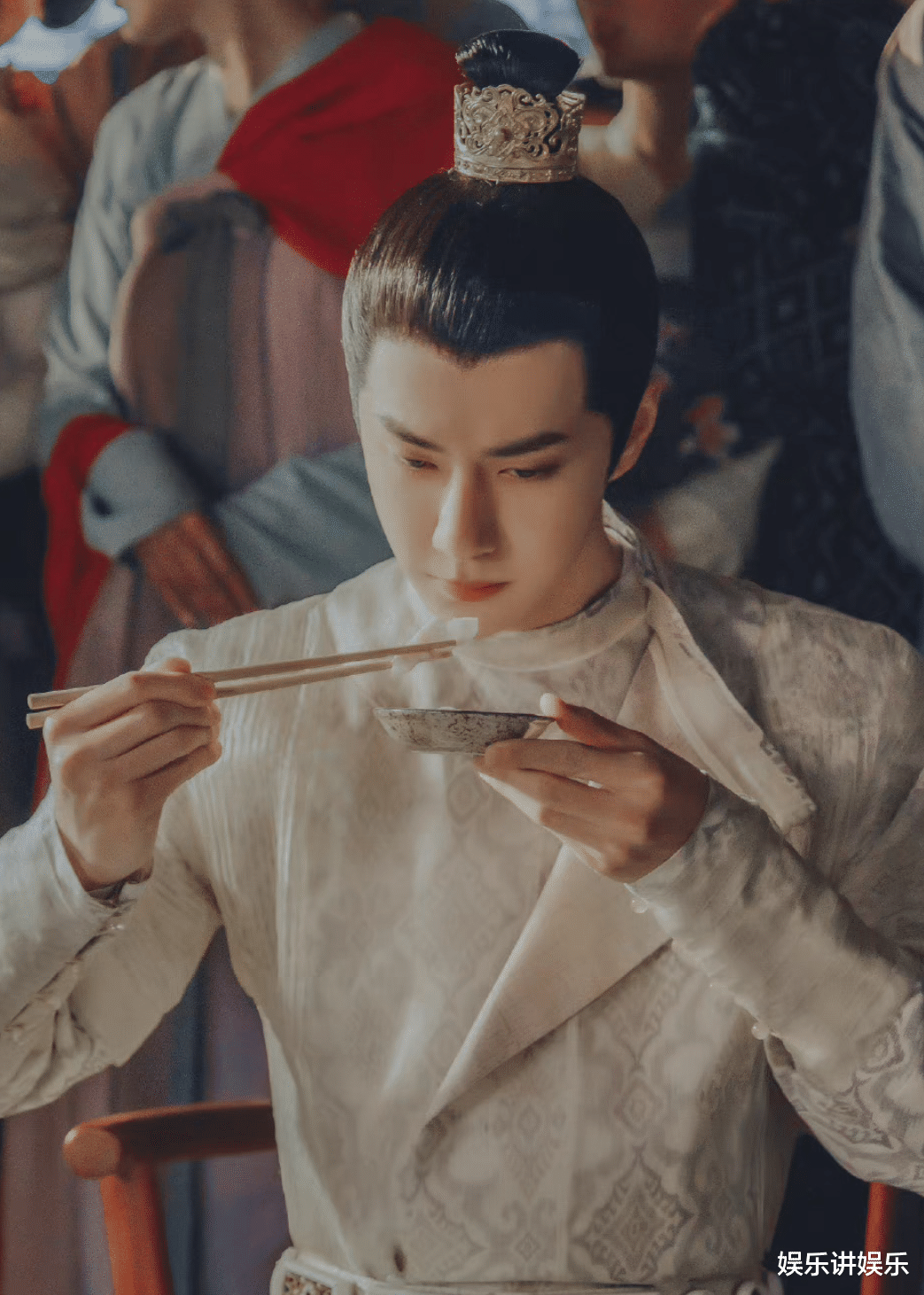 王一博|第十三个大使身份官宣，有这些身份的王一博，是所有人的骄傲！