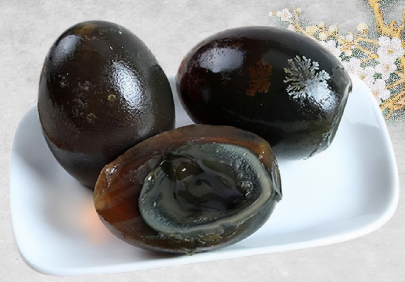 |晨起上厕所出现3种“异常”,肝或已“烂如渔网”,一个不占,值得恭喜