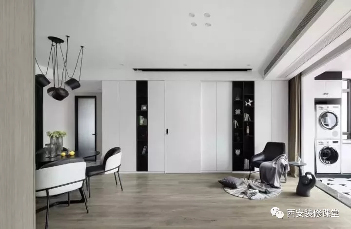 客厅扔掉沙发，替代品很多，没必要太传统