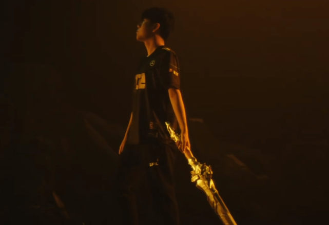 雷神|RNG世界赛宣传片：Gala成为执剑人！改变命运还得加里奥！