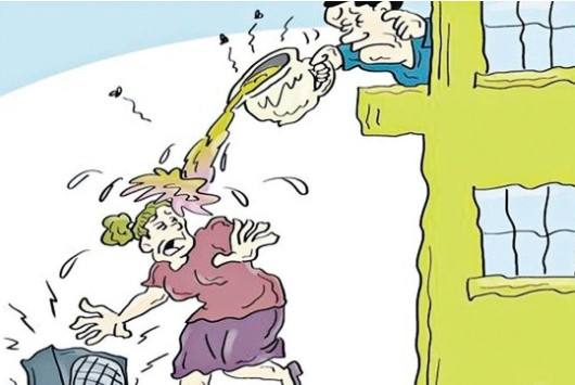 门窗速讯|男子与广场舞大妈们的“爱恨纠葛”被多屏超级玻璃轻松化解