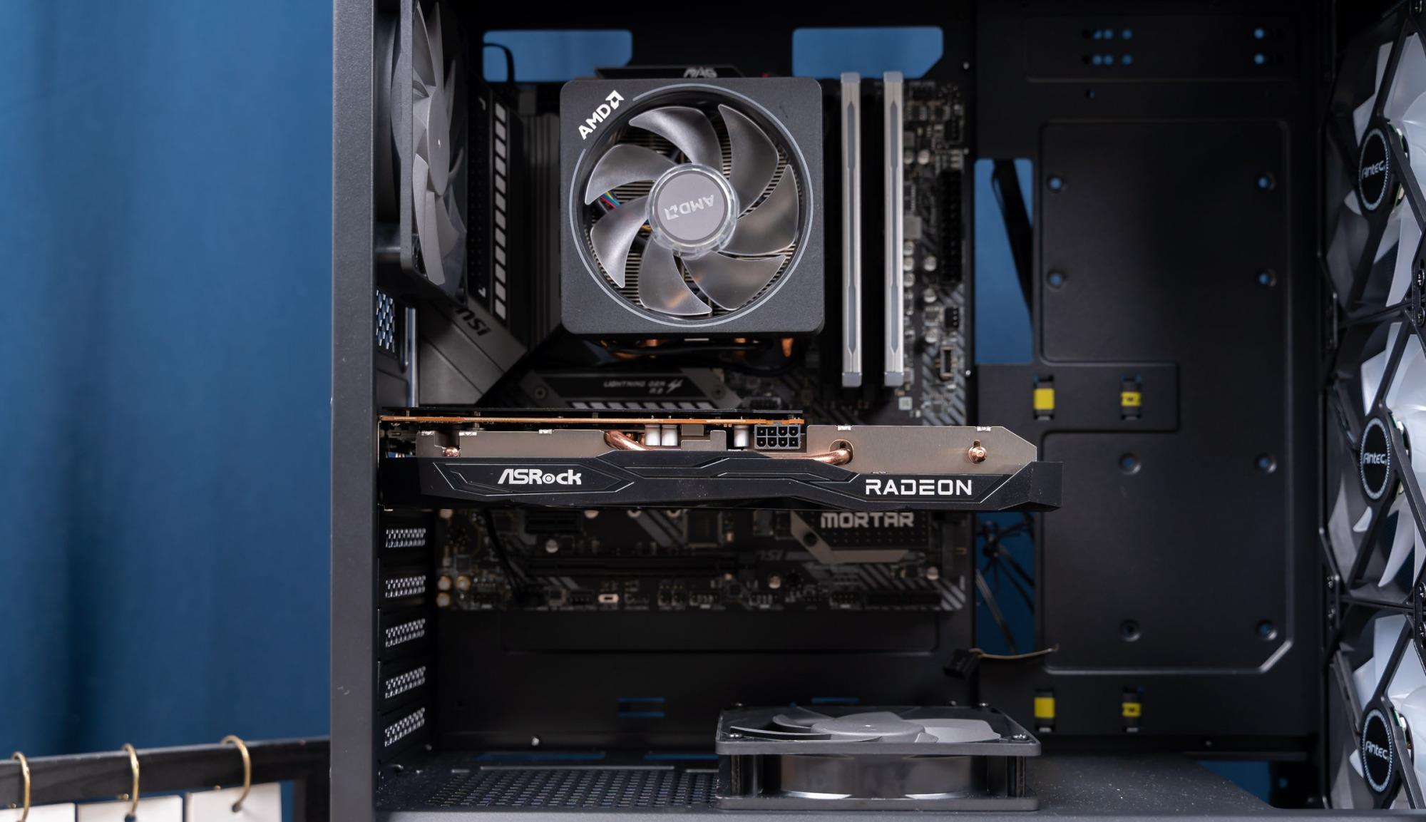 赵月看花花|小刀一手，性能依旧出众、华擎（ASRock）RX 6600挑战者显卡 评测