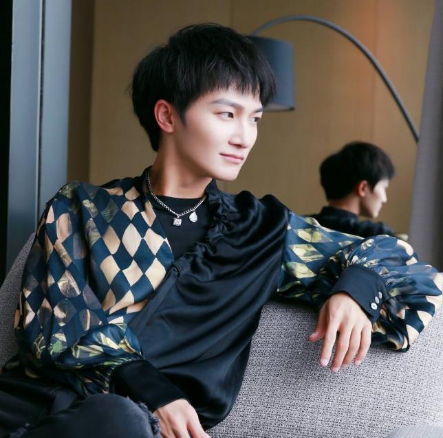 周深|2022跨年晚会，未播先火，四大平台官宣周深加盟，拉满全网期待值