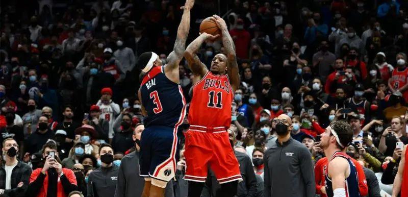 奇才队|替补10中10！鲍尔领衔4人得分上双，公牛队73-66奇才队