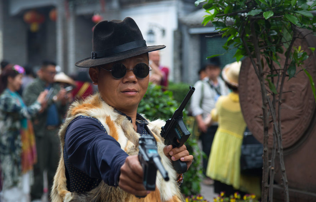 国内社会速递 缉捕西安悍匪杜辛富纪实6:梁有道突然死亡,毕克俭认定是他杀