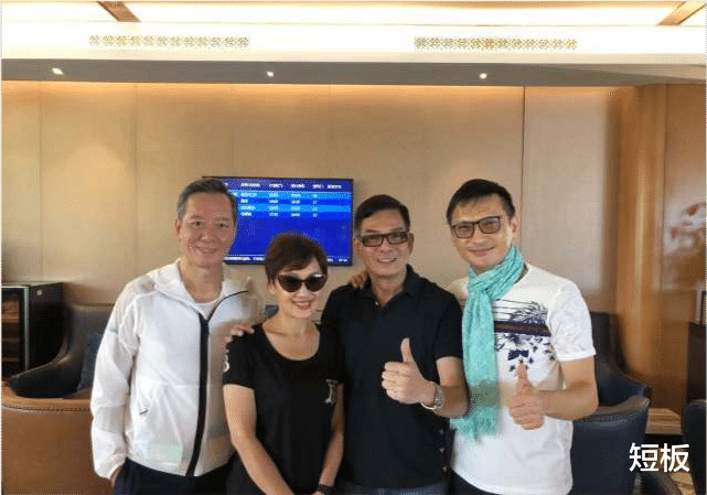 TVB|TVB过气老戏骨有多惨？67岁直播带货，辛苦8小时还赚不到200元