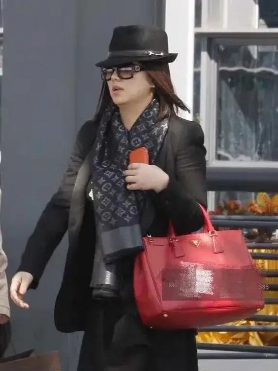 李湘|和保姆同吃2万一斤的燕窝,老公一天仨海参,被养尊的王导为啥不干了?