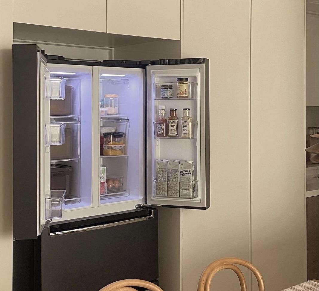 95后韩国女主人,太会布置了!全屋简单精致,一个人住也太爽了!